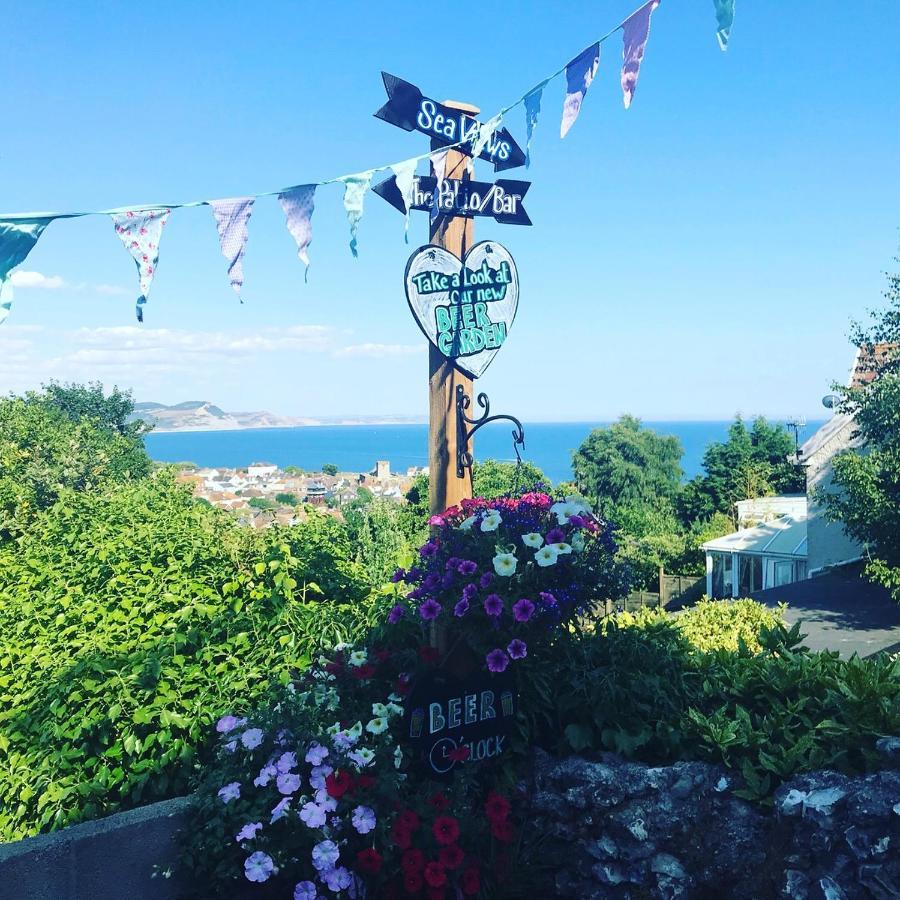 The Nags Head Hotel Lyme Regis Bagian luar foto